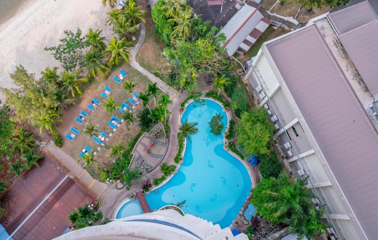 Romantic Couple Suite + Beach-Front Balcony Tanjung Bungah  Eksteriør bilde