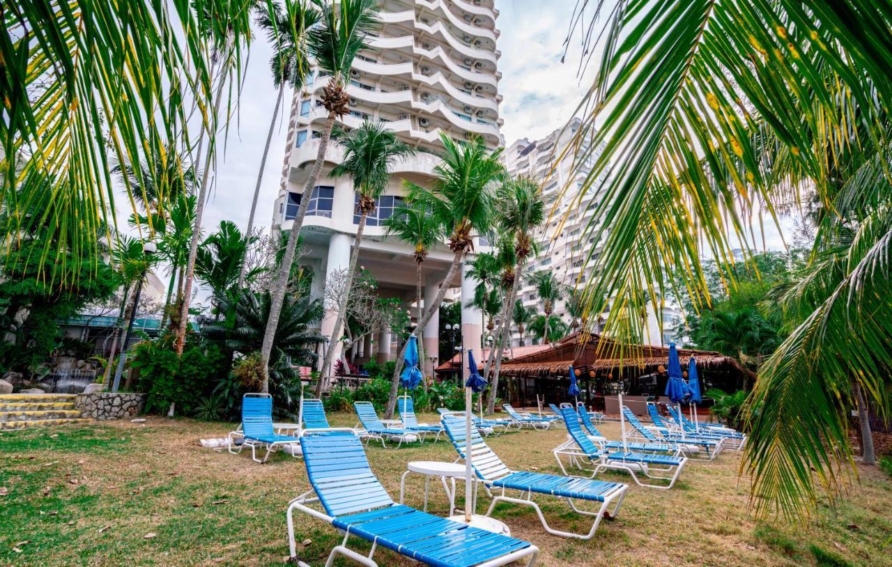 Romantic Couple Suite + Beach-Front Balcony Tanjung Bungah  Eksteriør bilde
